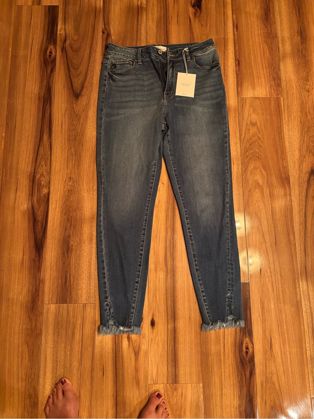 KanCan Medium Blue Ankle Skinny Jeans with Raw Hem
